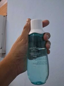 Dot & Key Blueberry Hydrate Toner (150ml)
