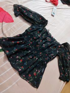 Kassualy Top (Like New)