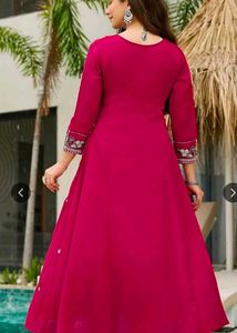 Elegant Embroidered Kurta Set