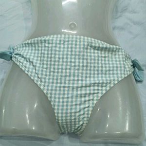 ⚛️ Cute Gingham Bikini Bottom