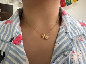 Cute Letter R Flower Necklace