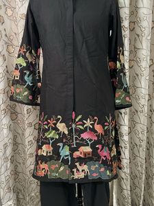 Black Kurta Set with Embroidered Print