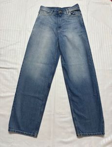 classic baggy jeans