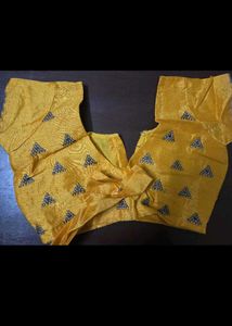 Embellished Yellow And Grey Saree
