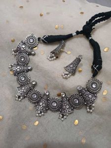 Brass Silverlookalike Necklace with Earrings