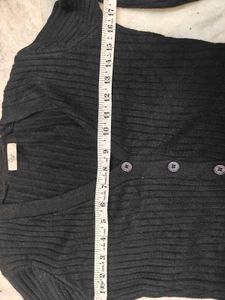 Black Cropped Knit Cardigan