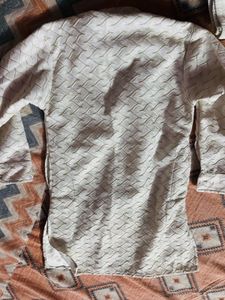 Boys Peach Kurta (each1)450) 2picexset