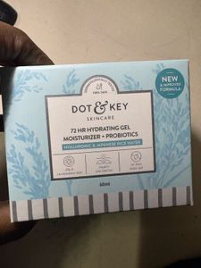Dot & Key 72 hr hydrating gel + probiotics