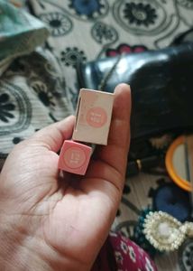 Etude House Girl Lipstick+ pink lipstick