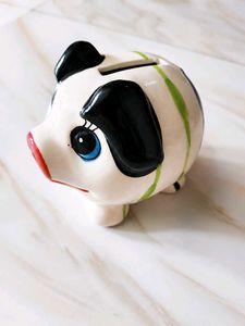 Cute Piggy Bank