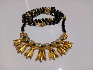 Elegant Gold Mangalsutra