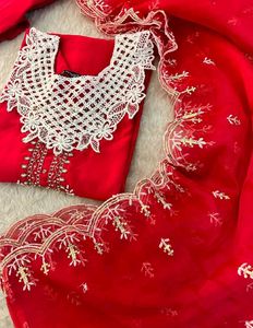 Elegant Red Kurta Set with Intricate White Necklin