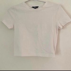 nuon essential white tee