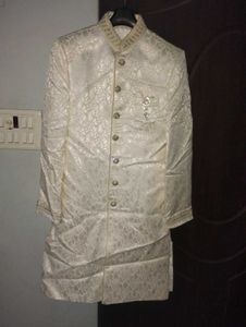 Men's Elegant Brocade Sherwani