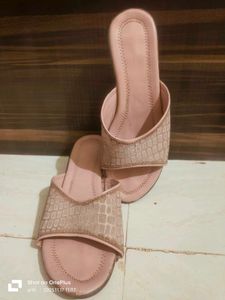 Stylish Pink Flats