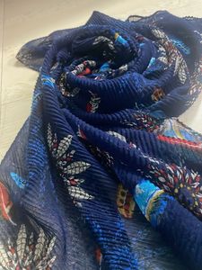 Printed Blue Floral Stole