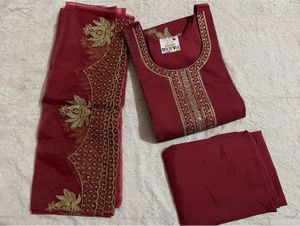Desi Embroidered sequence, Lotus Kurti set