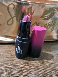 STAZE 9 TO 5 LOVE TRI-ANGLE 3IN 1 LIPSTICK