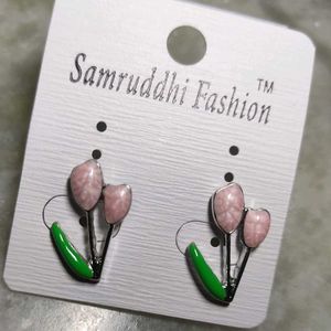 Cute Tulip Stud Earrings 🌷