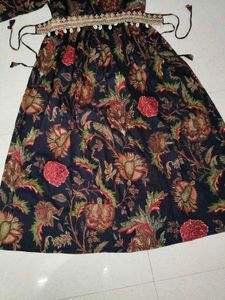 Beautiful Floral Print Ethnic Gown