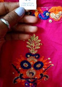 Embroidered Kurta Sets - Pink &amp; Red