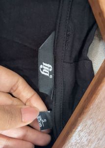 Black Shrug
