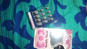 Elegant Black Lace Press-On Nails
