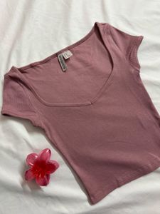 H&amp;M Divided Mauve Cropped Top