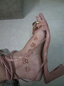 Stylish Strappy Chain Heels