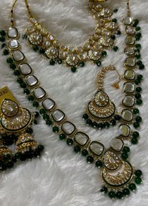 unused premium Stunning Kundan Polki Necklace Set