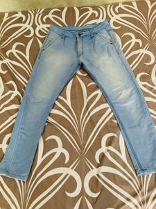 Men's Light Wash Straight Leg Jeans