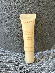 LANEIGE Lip Glowy Balm