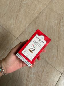 Dot & Key Tinted Sunscreen - 05 BEIGE
