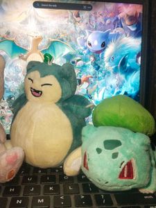 4 pokemon keychain set
