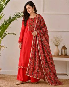 unstitched Kurta Set free gift earring