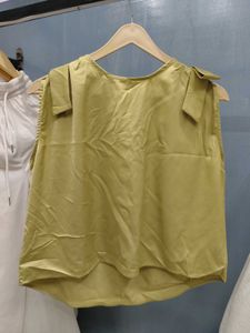 Stylish Sleeveless Olive Green Top