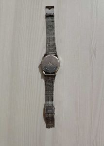 Antique Titan Analog Watch for Women(Cell Down)