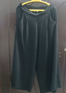 Black Wide Leg Cropped Pants