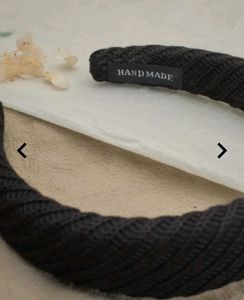 Chic Black Twisted Headband