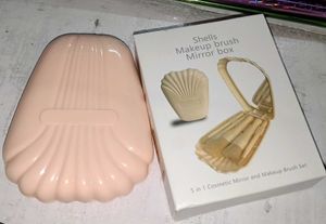 Cute Shell Makeup Brush Set with Mirror