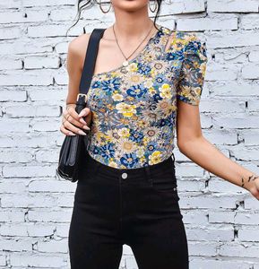 One shoulder Floral Print top