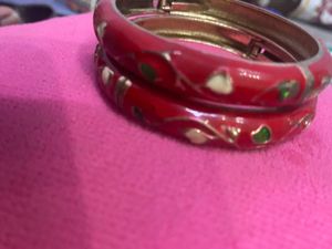 Trending Enamel Bangles