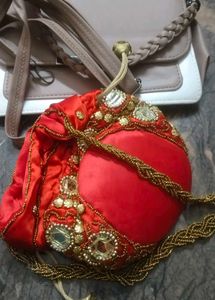 Stylish Two-Tone Crossbody Bag