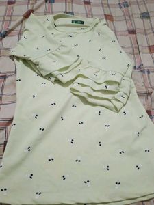 Everyday Wear Top With Jeans Or Skirt For Stylish