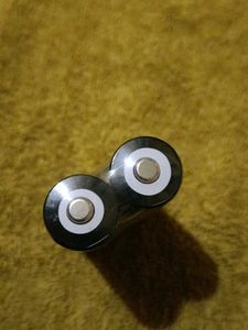 2- Pcs  UltraFire SJ 18650 Batteries