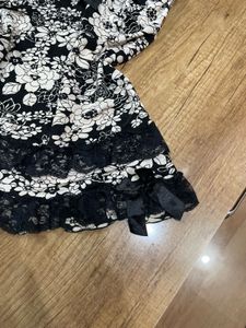 Floral Lace vintage top
