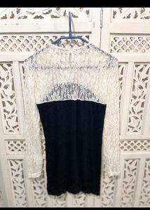 Chic Lace Sleeve Black Top