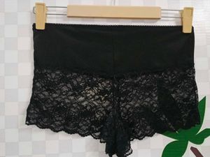 1300)Black Lace Hipster Panties
