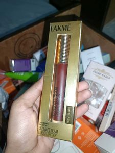 Lakme Ultimate Glam Liquid Lipstick