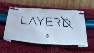 ✨LAYERD Burgundy off-the-shoulder top✨